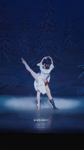 DENVER GIRLS CLUB🏔 | I am SO excited to be giving away two tickets to the Dec 27 evening performance of the Nutcracker with @colorado.ballet ♥️ To enter:... | Instagram