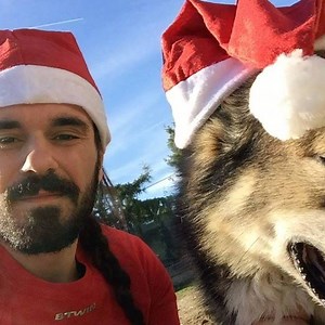 International Merry christmas By Falcong !!!! #merrychristmas #falconeriabruzzo #falcongwild #abruzzofalconry #abruzzowildexperience #abruzzoitaly #Abruzzo #filosofia #giovannigranati #passeggiatawild #passeggiatewild #roccacalascio #fortezzadicivitella #souleagle prossima passeggiata wild in fortezza 30 dicembre info 3208424540 www.fortezzadicivitella.it www.falcong.it | Falcong