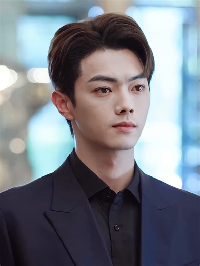 He's always there whenever she needs him.😉 #cdrama #yangzi #xukai #bestchoiceever #CHENGHUANJI