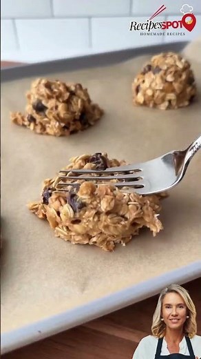 How to Make Refined Sugar-Free Snickers Oat Cookies in 10 Minutes! 🤯 #baking #cookies #recipe