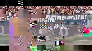 182K views · 7.4K reactions | Festejamos nuestra historia, nuestras leyendas y nuestros títulos ️ En familia y con el pueblo: ¡FELICES 95 AÑOS, COLO-COLO! 蘭 | Colo-Colo | Facebook