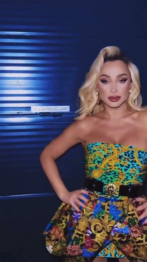 Habibi... 💋 Maya Berović