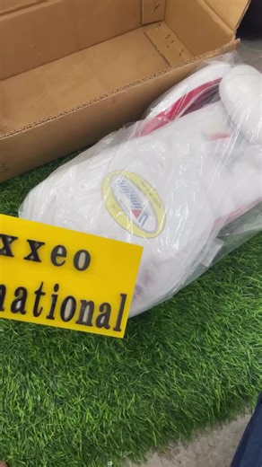 Handmade Custom Boxing Gloves | Training, Sparring & Fight Use #CustomBoxingGloves #BoxingTikTok #FightTok #BoxingGear #CustomFightGear