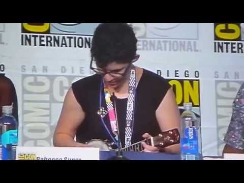 Rebecca Sugar and Olivia Olson sing Everything Stays SDCC 2015