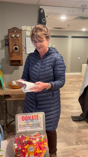 How to thrill an artist! Buy their art at Serendipity Studio, 230 South Phillips Avenue, Suite 204, Sioux Falls, SD. #reddoorcreations #art #crafts #communityartspace #serendipitystudio | Tara Barney