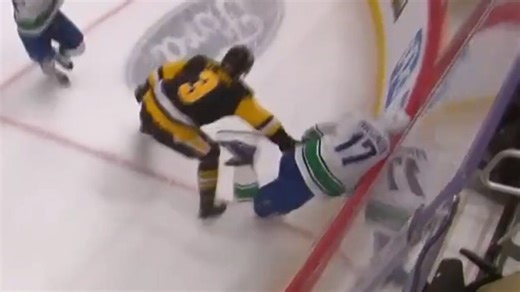 Canucks’ Hronek suffers upper-body injury in final minute vs. Penguins