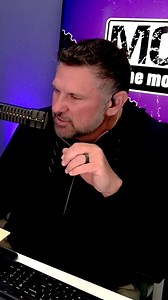 Deja thinks her baby daddy, Tye is cheating after her he hasn’t been picking up their daughter as much as he used to. The show calls Tye, to offer him a dozen free roses to any person of him choice, to see where he sends them to try and catch him cheating. Listen to the full segment here | https://www.iheart.com/podcast/513-mojo-in-the-morning-26584025/episode/war-of-the-roses-pt-1-288648330/?cmp=ios_share&sc=ios_social_share&pr=false | Mojo In The Morning
