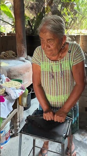 🔴mira como se hacen las tortillas de maíz 🌽 😮😮🥰