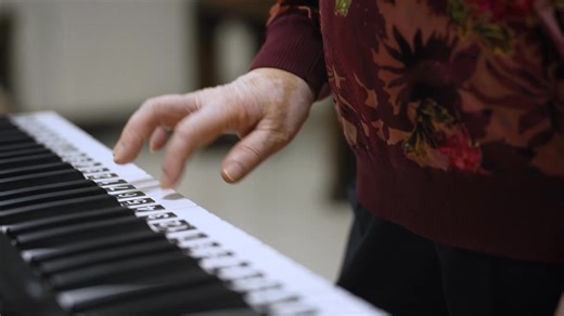 Most of China’s elderly age at home — but with fewer births and a fast ageing population, caregiver strain is rising. Watch how this healthcare group is piloting a form of community-based care to support families. In partnership with DBS See how DBS Foundation and its Impact Beyond Award winners are powering innovative solutions to reimagine ageing across Asia. Visit: https://www.dbs.com/foundation/impact-beyond-award.html | CNA Insider