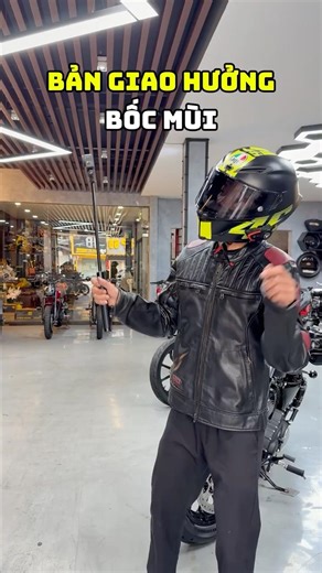 Nghe nhạc mà ngửi được cả mùi | #vuongkhangmotor #funny #haihuoc #vuinhon #shorts