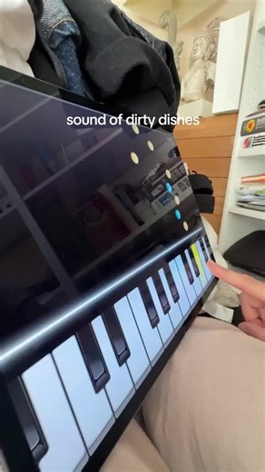 Tap the keys and create your own tunes in seconds.
