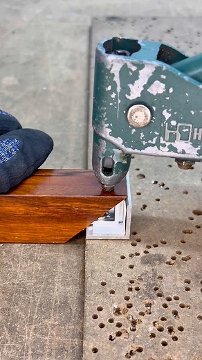 🔧✨ The Aluminium Box Bar Joint Bracket Trick You Need to Try! ✨🔧 If you work with aluminium box bars, love DIY hacks, or enjoy discovering smart workshop tips, this trick is going to blow your mind! 👀💡 In today’s video, we reveal a simple but genius method using a joint bracket to create strong, clean, and precise connections—perfect for frames, shelves, supports, and custom builds. Whether you’re a professional fabricator or a weekend DIY enthusiast, this aluminium trick will save you time,