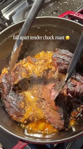 EASY CHUCK ROAST RECIPE (Melt in your mouth)