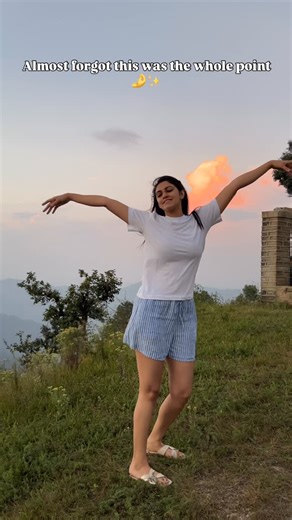 Pooja parmar on Instagram: "Chasing life🫶"