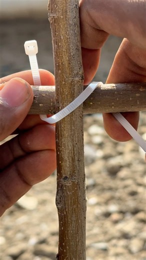 So Handy Trick With A Zip Tie !