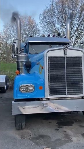 1969 Kenworth W900A 8v71 detroit diesel startup