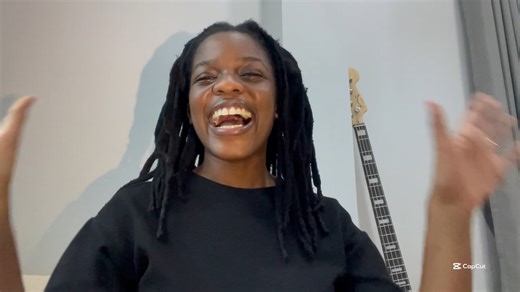 Emba H. tutor video introduction on Preply