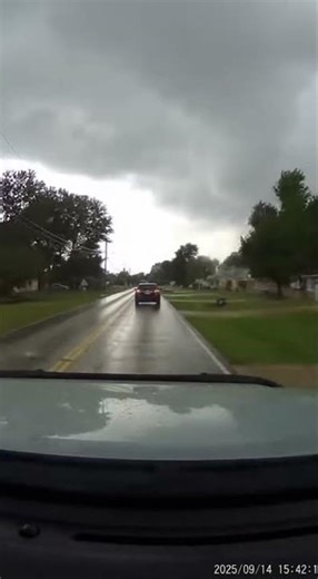 🌨️ Sudden Hailstorm Hits Car Mid-Drive