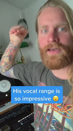 Beautiful Male Cover of 'Empire State of Mind' with Impressive Vocals