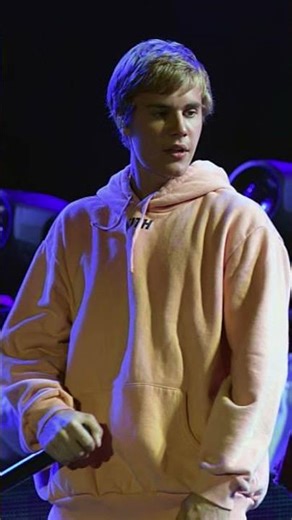 Justin Bieber sorry song live performance