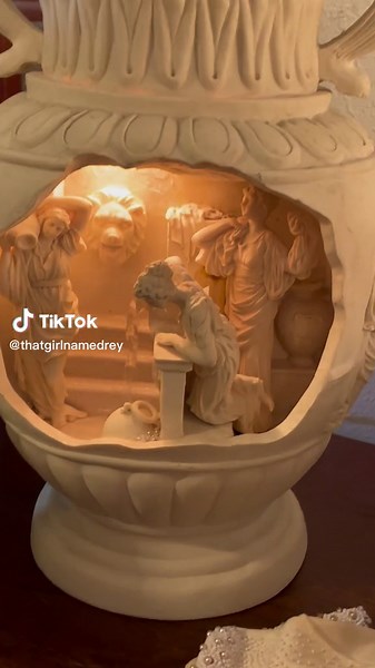 Antique Porcelain Drinking Fountain: A Missed Opportunity?