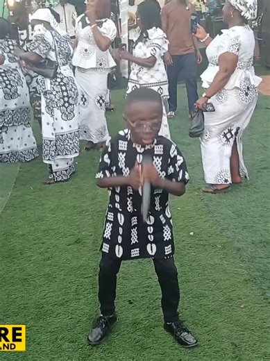 Incredible 8-Year-Old Singer Shines Live Performance
