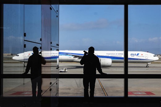 November 7, 2025 - PBS News Hour full episode