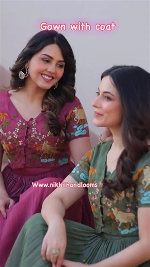 Akhila shetty on Instagram: "💃🏽 PREMIUM DESIGNER READYMADE KOTI-GOWN COLLECTIONS. 👜 *Price:-1299/- freeship 👉🏻 Gown :- 👇🏻 👉🏻 Fabrics :- Silver Crunchy Fabric 👉🏻 Size :- M(38’’), L(40’’), XL(42’’), XXL(44’’) 👉🏻 Length :- 56 Inch 👉🏻 Sleeve:- Sleeveless 👉🏻 Flair :- 3.5 MTR 👉🏻 Neck :- Fancy Round Neck as Shown in Image. 👉🏻 Stitching T