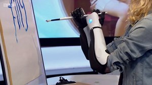So cool to watch Tilly LIVE on national TV today, using her bionic Hero Arms to press buttons, change grips, pick up a brush and paint her name! 💪🖌️🎨 #HeroArm www.openbionics.com/hero-arm | Open Bionics