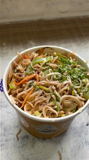 🍜 Asian Flare Chicken Hakka Noodles – Wok-Tossed Perfection! 🔥