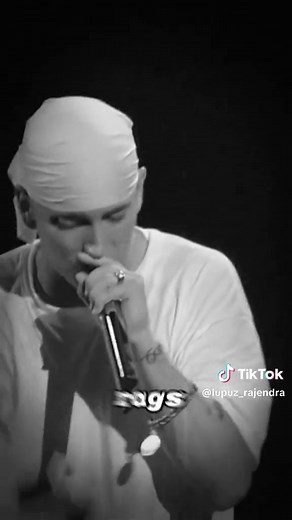 Eminem Live Performance: The Ringer & More