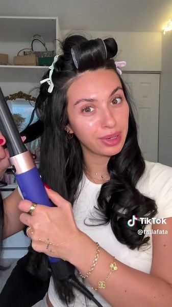 Shark Flexstyle vs Dyson Airwrap: Which is Better?