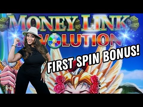 See It to Believe It: First Spin Bonus on the Brand New Money Link Revolutions Slot!