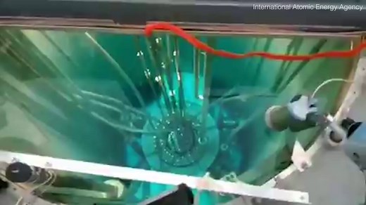 Cherenkov light: Nuclear reactor pulses and glows a creepy blue hue