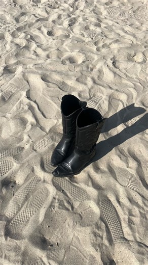 Andy on Instagram: "Amamos mis botitas nuevas de @almaenpenamexico👢Vean todos sus modelos increíbles aquí 👉🏽https://bit.ly/3Y4QIWP"