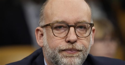 Donald Trump ends LGBTQ  health programs under the cover of the shutdown - LGBTQ Nation