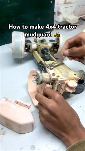 4x4 tractor kaise bnaye how to make tractor 4x4 🚜🚜🔥✅🛞#treandingshort#automobile #tractor4x4 #diy
