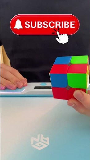 🤯 2x2 Solved One-Handed in 7.12 Seconds! #speedcubing