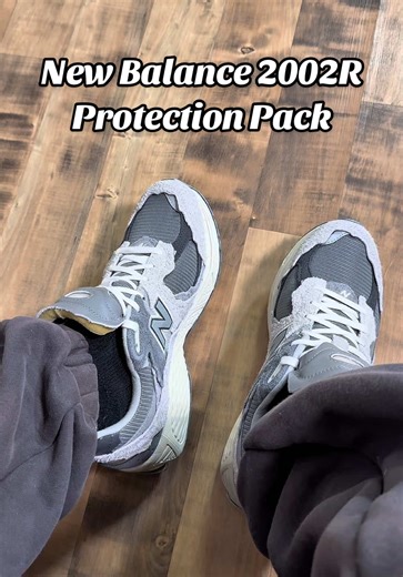 New Balance Men's 2002R Protection pack #newbalance #newbalance2002r #sneakers #tiktokshopholidayhaul #tiktokshopcreatorpicks