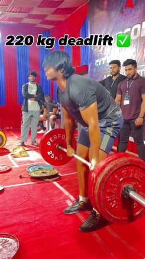 Bodybuilder Tries Powerlifting for the First Time | First Meet in India 🇮🇳