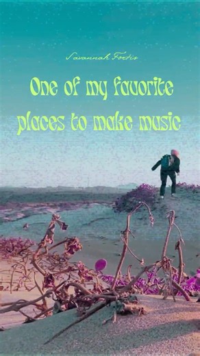 Making music at the beach at sunset🩵 #ambientmusic #synthesizer #fieldrecording #oceanwaves #sunset