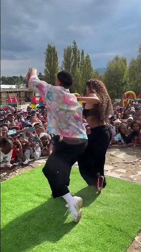 Busisiwe & Perciiy Sarafina Live Performance #busisiwe #performance #cpc #amapiano #dancechallenge