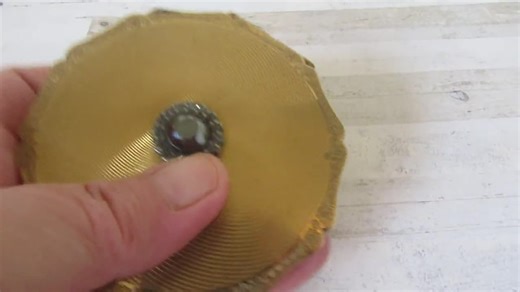 Vintage Stratton Loose Powder Compact. Marcasites and Acrylic Jewel. Scalloped Edge. Self Opening Mechanism. - Etsy UK