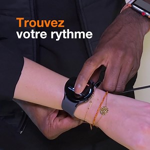 ⌚️ Venez vivre une expérience immersive inoubliable et tester les dernières montres connectées dans l'une de nos 11 boutiques citées ✨ 🧡 | Orange
