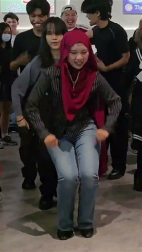 🇲🇾Kpop in Public - BSS 청바지