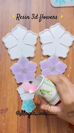 Beautiful resin 3d flowers✨#subscribe #resinart #resinpour #resinflowers #3dflowers #resinpouring