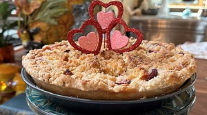 10K views · 538 reactions | Rach's sister Maria, the baker in the family, whips up a showstopping apple, strawberry + raspberry pie topped with streusel for Valentine's Day ❤️❤️ | Rachael Ray Show | Facebook