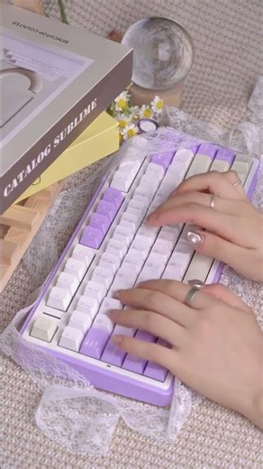 Bạn thích màu nào nhất của F75?🔎💜 Bàn phím: AULA F75 Màu Tím Công tắc: Công tắc tuyến tính Reaper
