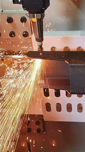 PFT Laser tube cutting machine chuck over-cutting#lasercutting #lasercuttingmachine #lasercutter