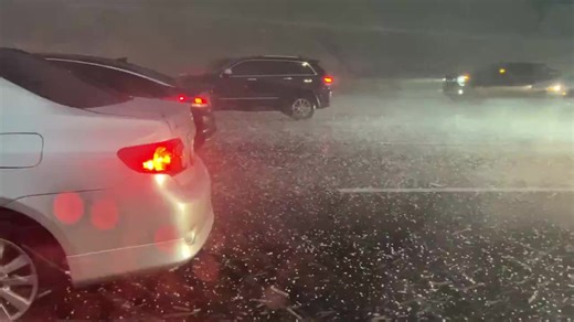 TAKE COVER! ☔️ The storm sweeping the West Valley is packing a punch with tons of hail falling across Tolleson, Goodyear, Glendale and west Phoenix. https://www.abc15.com/weather/radar?12 | ABC15 Arizona